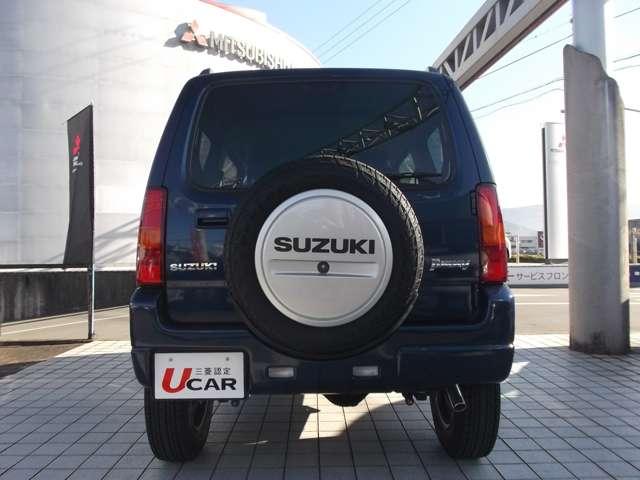 ジムニー ＸＣ　タ－ボ　パ－トタイム４ＷＤ　５速マニュアル車　ランドベンチャー用１６インチアルミホイ－ル＆スタッドレスタイヤ装着済み　フォグランプ　ル－フレ－ル　電動格納ドアミラ－　ＡＢＳ　プライバシ－ガラス☆（7枚目）