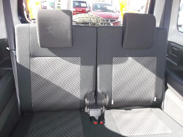 ジムニー ＸＣ　タ－ボ　パ－トタイム４ＷＤ　５速マニュアル車　ランドベンチャー用１６インチアルミホイ－ル＆スタッドレスタイヤ装着済み　フォグランプ　ル－フレ－ル　電動格納ドアミラ－　ＡＢＳ　プライバシ－ガラス☆（30枚目）