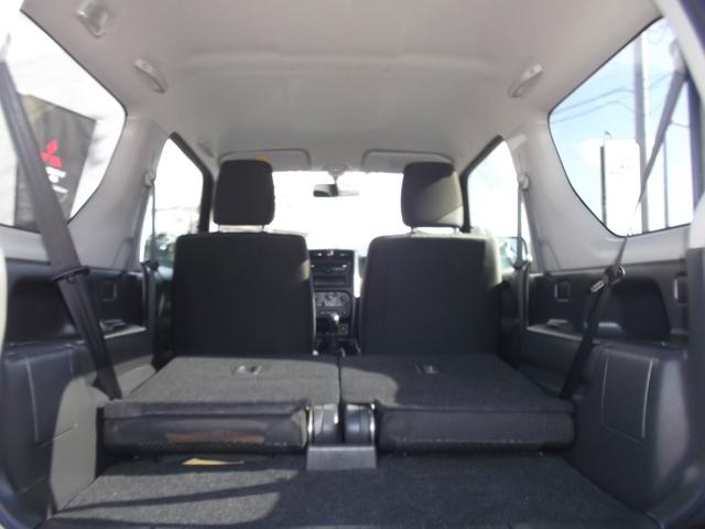 ジムニー ＸＣ　タ－ボ　パ－トタイム４ＷＤ　５速マニュアル車　ランドベンチャー用１６インチアルミホイ－ル＆スタッドレスタイヤ装着済み　フォグランプ　ル－フレ－ル　電動格納ドアミラ－　ＡＢＳ　プライバシ－ガラス☆（38枚目）