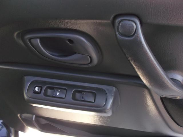 ジムニー ＸＣ　タ－ボ　パ－トタイム４ＷＤ　５速マニュアル車　ランドベンチャー用１６インチアルミホイ－ル＆スタッドレスタイヤ装着済み　フォグランプ　ル－フレ－ル　電動格納ドアミラ－　ＡＢＳ　プライバシ－ガラス☆（55枚目）