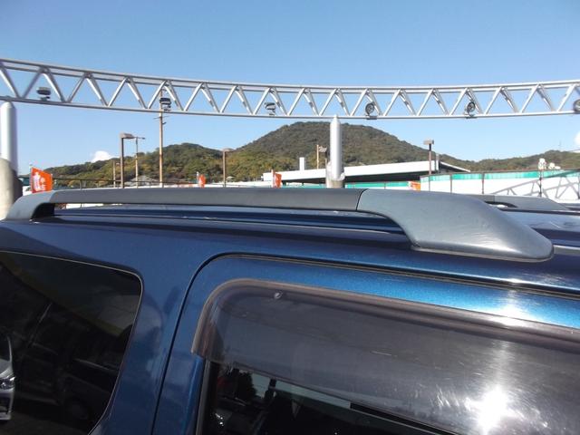 ジムニー ＸＣ　タ－ボ　パ－トタイム４ＷＤ　５速マニュアル車　ランドベンチャー用１６インチアルミホイ－ル＆スタッドレスタイヤ装着済み　フォグランプ　ル－フレ－ル　電動格納ドアミラ－　ＡＢＳ　プライバシ－ガラス☆（63枚目）