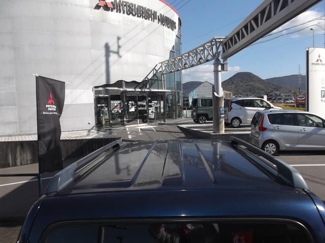 ジムニー ＸＣ　タ－ボ　パ－トタイム４ＷＤ　５速マニュアル車　ランドベンチャー用１６インチアルミホイ－ル＆スタッドレスタイヤ装着済み　フォグランプ　ル－フレ－ル　電動格納ドアミラ－　ＡＢＳ　プライバシ－ガラス☆（68枚目）