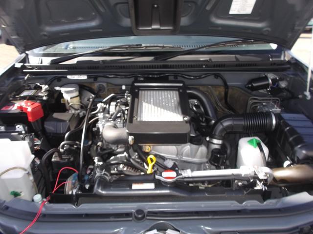 ジムニー ＸＣ　タ－ボ　パ－トタイム４ＷＤ　５速マニュアル車　ランドベンチャー用１６インチアルミホイ－ル＆スタッドレスタイヤ装着済み　フォグランプ　ル－フレ－ル　電動格納ドアミラ－　ＡＢＳ　プライバシ－ガラス☆（73枚目）