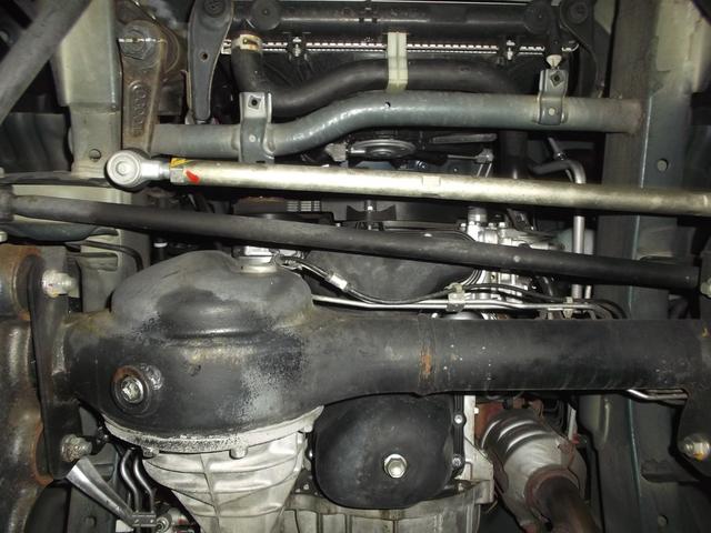 ジムニー ＸＣ　タ－ボ　パ－トタイム４ＷＤ　５速マニュアル車　ランドベンチャー用１６インチアルミホイ－ル＆スタッドレスタイヤ装着済み　フォグランプ　ル－フレ－ル　電動格納ドアミラ－　ＡＢＳ　プライバシ－ガラス☆（76枚目）