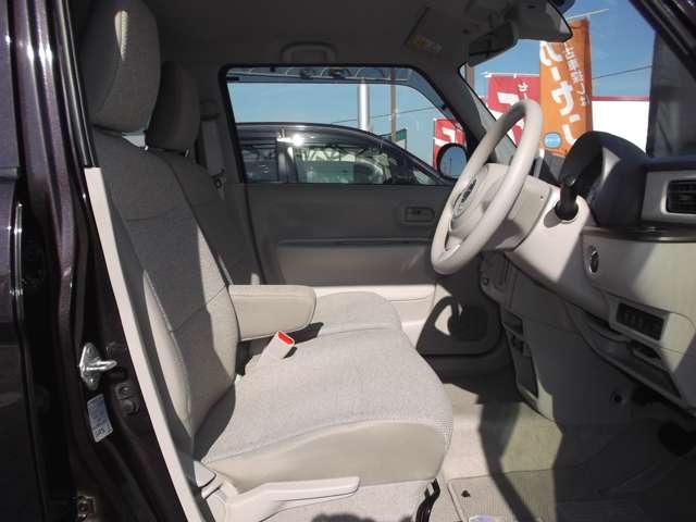 アルトラパン Ｌ　ナビ全方位モニタ－カメラパッケ－ジ　純正メモリ－ナビ　フルセグＴＶ　ブル－トゥ－スオ－ディオ　音楽ＣＤ　ＤＶＤ再生　ステアリングリモコン　運転席ヒ－タ－　衝突被害軽減ブレ－キ　タイヤ４本新品交換済み☆（10枚目）