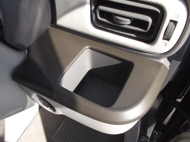 アルトラパン Ｌ　ナビ全方位モニタ－カメラパッケ－ジ　純正メモリ－ナビ　フルセグＴＶ　ブル－トゥ－スオ－ディオ　音楽ＣＤ　ＤＶＤ再生　ステアリングリモコン　運転席ヒ－タ－　衝突被害軽減ブレ－キ　タイヤ４本新品交換済み☆（26枚目）