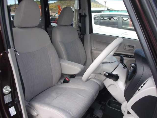 ���Ǝ҂ɂ�郋�[���N���[�j���O�Ŏ��������ł��B���ɐG���ꏊ�����炱����𔲂����ɃL���C�ɂ��Ă��܂��B