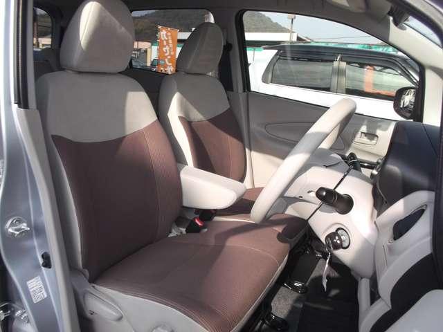 ���Ǝ҂ɂ�郋�[���N���[�j���O�Ŏ��������ł��B���ɐG���ꏊ�����炱����𔲂����ɃL���C�ɂ��Ă��܂��B