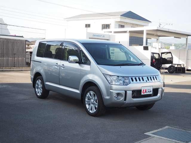 D プレミアム フルセグTV ワンオーナー ナビTV クルコン バックカメラ 4WD シートヒーター フロントカメラ メモリーナビ 両側PSドア 寒冷地仕様 電動テールゲート Dターボ ETC付 横滑り防止装置(5枚目)