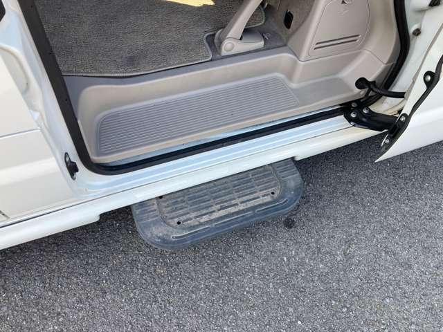 エブリイワゴン PZターボスペシャル ナビ・フルセグTV・両側電動スライド・ETC 左右電動スライドドア タ-ボ アルミホイル Wエアバッグ TVナビ ワイヤレスキー パワーウインド エアコンパワステ ETC車載器 運転席エアバッグ PS(20枚目)