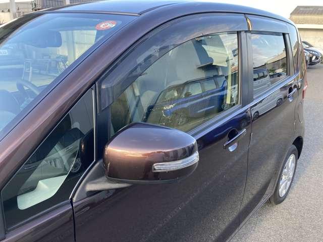 デイズ Ｘ　Ｖセレクション　ナビ・フルセグＴＶ・全周囲カメラ・キーレス　地デジ　アラウンドビュー　Ａストップ　エアコン　キーレス　衝突軽減ブレーキ　インテリジェントキー　横滑り防止　バックカメラ　盗難防止システム　メモリーナビ（19枚目）