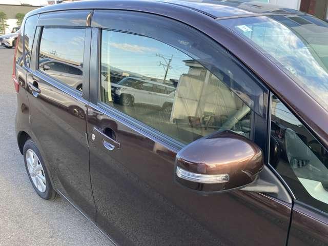 デイズ Ｘ　Ｖセレクション　ナビ・フルセグＴＶ・全周囲カメラ・キーレス　地デジ　アラウンドビュー　Ａストップ　エアコン　キーレス　衝突軽減ブレーキ　インテリジェントキー　横滑り防止　バックカメラ　盗難防止システム　メモリーナビ（20枚目）