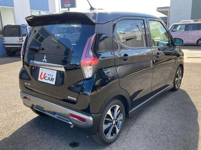 eKクロス G プレミアム CDチューナー・障害物センサ・全周囲C LED 衝突軽減ブレーキ 全方位カメラ キーフリー シートヒーター アルミホイール コーナーセンサー スマートキー ベンチシート オートエアコン(18枚目)