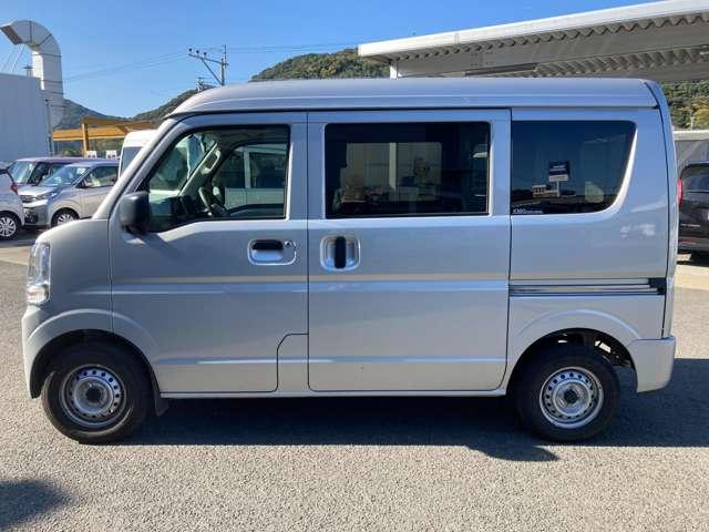 ミニキャブバン Ｅ　横滑り防止・アイドリングストップ・ＥＴＣ　両側手動スライドドア　パーキングセンサー　パワステ　マニュアルエアコン　ＥＳＣ　運転席エアバッグ　助手席エアバッグ　アイドリングストップ　ＡＢＳ（6枚目）