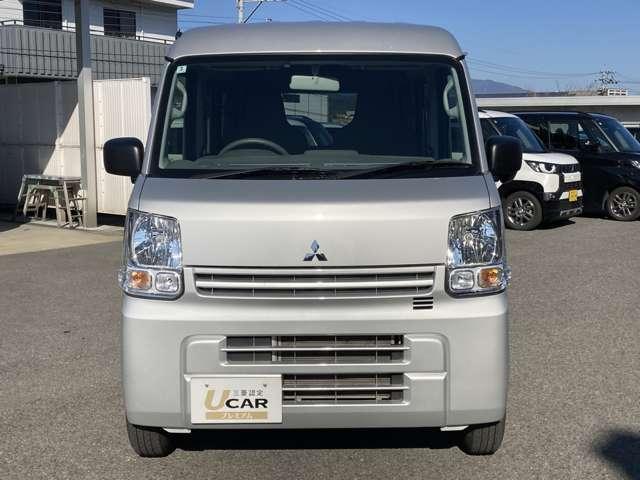 ミニキャブバン Ｅ　横滑り防止・アイドリングストップ・ＥＴＣ　両側手動スライドドア　パーキングセンサー　パワステ　マニュアルエアコン　ＥＳＣ　運転席エアバッグ　助手席エアバッグ　アイドリングストップ　ＡＢＳ（12枚目）