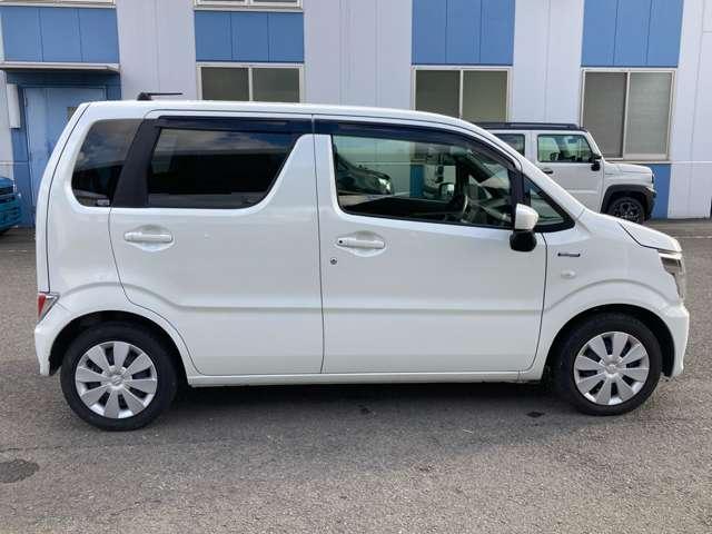 ワゴンR ハイブリッドFX ナビ・ワンセグTV・衝突軽減B・横滑り防止 点検記録簿 デュアルセンサーブレーキS シートヒーター付 リアセンサー ESP エネチャージ キーフリー Wエアバック フルオートエアコン 盗難防止 ABS(7枚目)