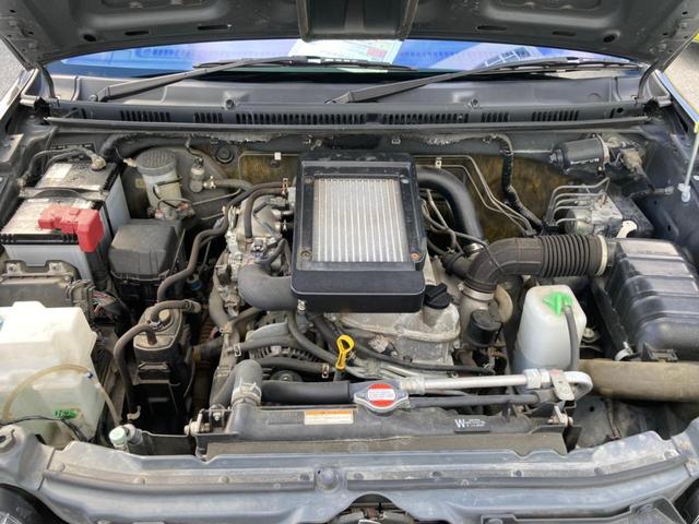 クロスアドベンチャー 内地仕入/4WD/専用16インチアルミ/専用レザー調シート/シートヒーター/ETC/専用フロアマット/JAOSフロントマッドガード/社外LEDヘッド/社外LEDテールライト/整備付き/三菱認定保証付(16枚目)