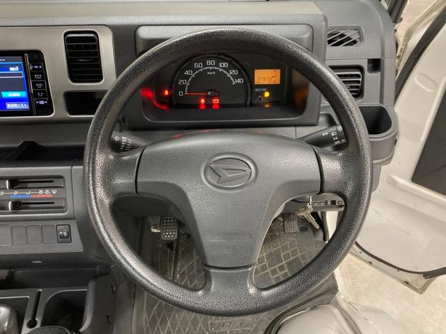 スタンダード ・内地仕入・走行27600km・整備付き・三菱認定保証付き・パワーウィンドウ・エアコン・ETC・社外ナビ・フルセグTV・ドラレコ・キーレスキー・三方開・5速MT・ヘッドライトレベライザー・エアバッグ・(16枚目)