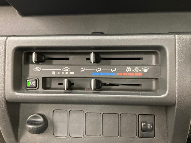 スタンダード ・内地仕入・走行27600km・整備付き・三菱認定保証付き・パワーウィンドウ・エアコン・ETC・社外ナビ・フルセグTV・ドラレコ・キーレスキー・三方開・5速MT・ヘッドライトレベライザー・エアバッグ・(27枚目)
