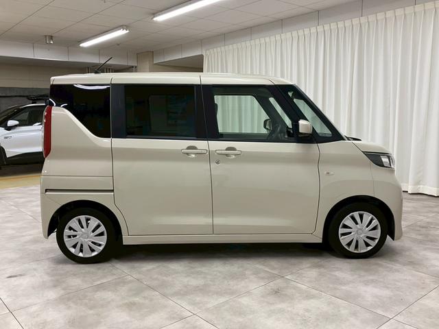 ｅＫスペース Ｍ　・本土仕入・走行２３４１０ｋｍ・車検令和９年３月・法定整備付・三菱認定保証・社外ナビ・地デジＴＶ・Ｂｌｕｅｔｏｏｔｈ対応・両側スライド・片側電動ドア・衝突被害軽減ブレーキ・障害物センサー・キーレスキー（4枚目）