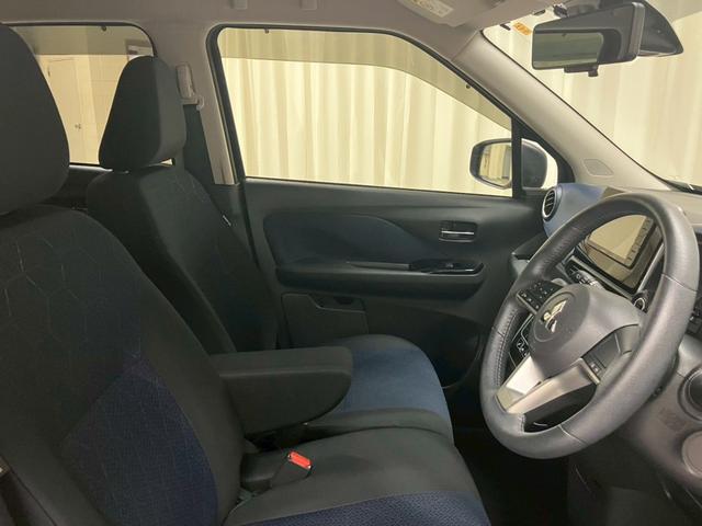 ｅＫクロス Ｇ　・本土仕入・ハイブリッド車・走行３３４７０ｋｍ・車検整備付・認定中古車保証・社外ナビ・フルセグＴＶ・Ｂｌｕｅｔｏｏｔｈ対応・全方位カメラ・デジタルルームミラー・衝突被害軽減ブレーキ・障害物センサー（12枚目）