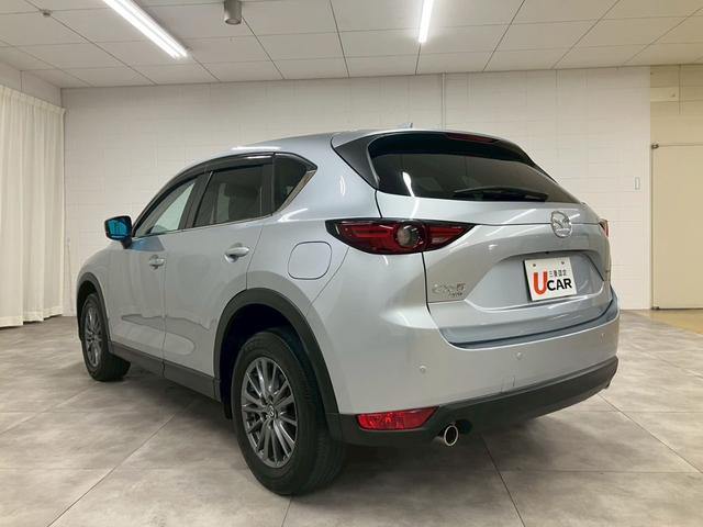 お客様のカーライフをサポートさせて頂きます。販売だけではなく整備も併設した大型のサービス工場で熟練のサービススタッフがサポートさせていただきます。お任せ下さい！【無料通話００７８－６０４２－７７３０】