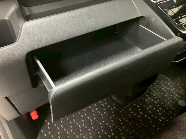 弊社は鈑金工場も併設！おくるまを綺麗な状態でカーライフも安心！ぶつけっちゃった！事故にあってしまった際も迅速対応が可能です！【無料通話００７８－６０４２－７７３０】