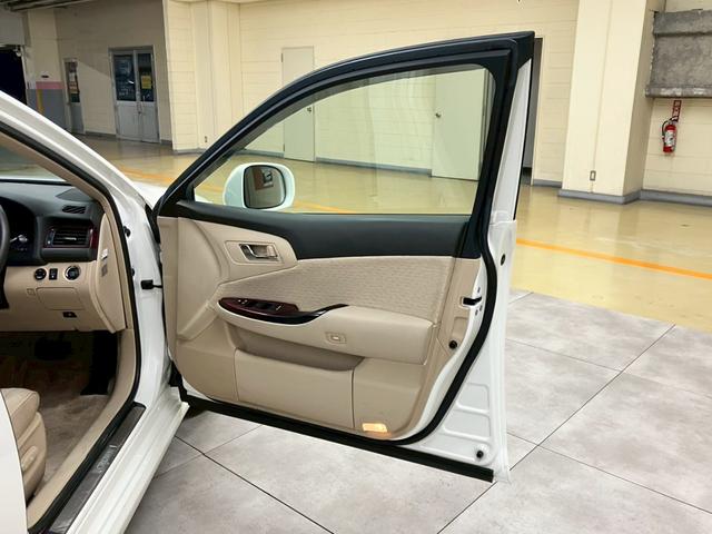 １２ヵ月走行距離無制限の三菱認定中古車保証！！全国の三菱正規ディーラーで受けられる保証有り♪内容詳細につきましては、店舗までお気軽にお問い合わせくださいませ【無料通話００７８－６０４２－７７３０】