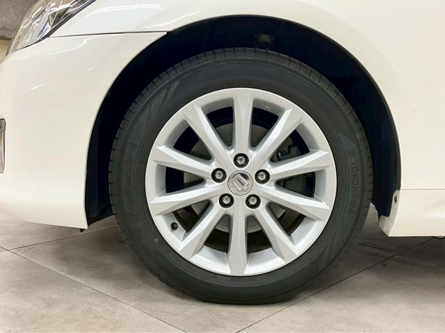 弊社全車両プロの査定士による査定・鑑定書付きで御座います。また、事故車や修復歴車などの取り扱いは１台もございませんのでご安心くださいませ！　【無料通話００７８－６０４２－７７３０】