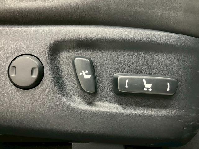 お客様のカーライフをサポートさせて頂きます。販売だけではなく整備も併設した大型のサービス工場で熟練のサービススタッフがサポートさせていただきます。お任せ下さい！【無料通話００７８－６０４２－７７３０】