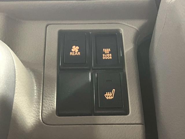 こちらのお車は熟練の担当者が一週間で約１０万台流通する本土のオークション会場より、品質を重視、厳選して仕入れた１台です。お問い合わせお待ちしております。【無料通話００７８－６０４２－７７３０】