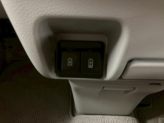 お客様のカーライフをサポートさせて頂きます。販売だけではなく整備も併設した大型のサービス工場で熟練のサービススタッフがサポートさせていただきます。お任せ下さい！【無料通話００７８－６０４２－７７３０】