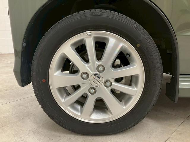 広々とした駐車場をご用意してお待ちしております。展示場には豊富な在庫をご用意。メーカー問わず比較していただけます。【無料通話００７８－６０４２－７７３０】