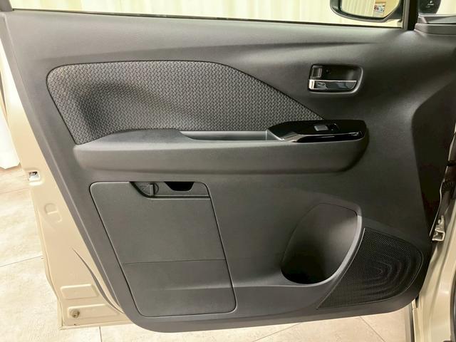 お客様のカーライフをサポートさせて頂きます。販売だけではなく整備も併設した大型のサービス工場で熟練のサービススタッフがサポートさせていただきます。お任せ下さい！【無料通話００７８－６０４２－７７３０】