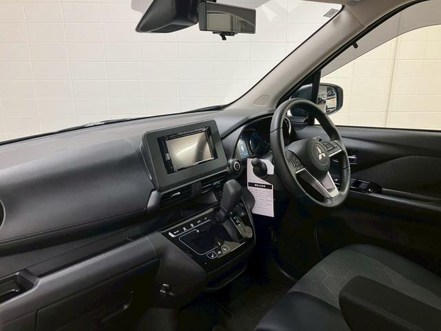 ディーラーならではの安心感、県内最大級２０レーンの自社指定サービス工場完備。熟練のサービススタッフが購入後も長いお付き合いをお客様のお車をサポート致します！【無料通話００７８－６０４２－７７３０】