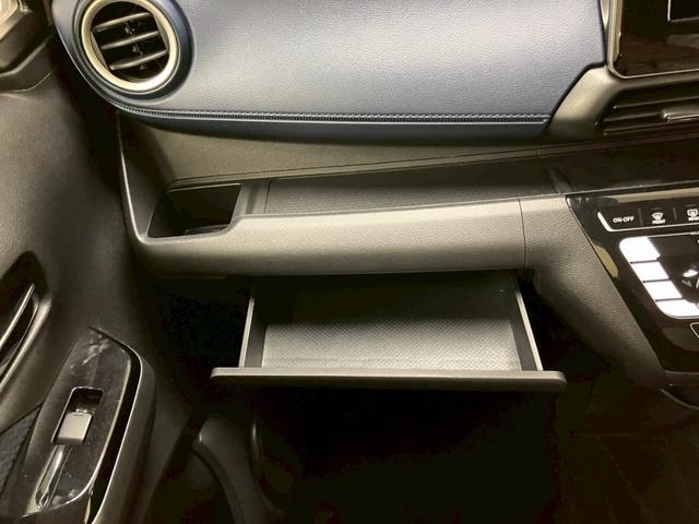 弊社は鈑金工場も併設！おくるまを綺麗な状態でカーライフも安心！ぶつけっちゃった！事故にあってしまった際も迅速対応が可能です！【無料通話００７８－６０４２－７７３０】