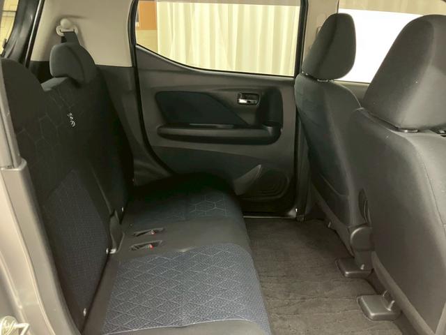 広々とした駐車場をご用意してお待ちしております。展示場には豊富な在庫をご用意。メーカー問わず比較していただけます。【無料通話００７８－６０４２－７７３０】