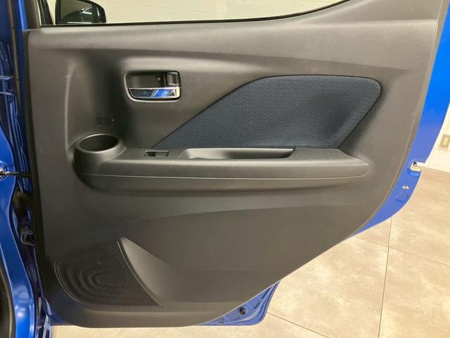 広々とした駐車場をご用意してお待ちしております。展示場には豊富な在庫をご用意。メーカー問わず比較していただけます。【無料通話００７８－６０４２－７７３０】