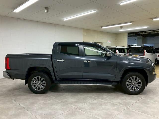 当店は、東京海上日動保険、大同火災の代理店です。任意保険もお客様に合ったプランをご提案させて頂きます。【無料通話００７８－６０４２－７７３０】