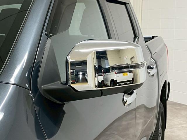 弊社は鈑金工場も併設！おくるまを綺麗な状態でカーライフも安心！ぶつけっちゃった！事故にあってしまった際も迅速対応が可能です！【無料通話００７８－６０４２－７７３０】