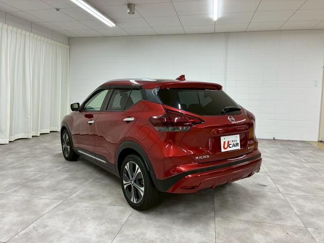 ディーラーならではの安心感、県内最大級２０レーンの自社指定サービス工場完備。熟練のサービススタッフが購入後も長いお付き合いをお客様のお車をサポート致します！【無料通話００７８－６０４２－７７３０】