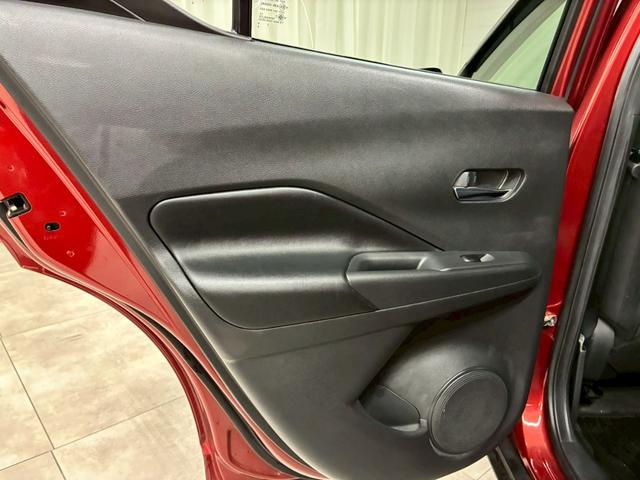 当店は、東京海上日動保険、大同火災の代理店です。任意保険もお客様に合ったプランをご提案させて頂きます。【無料通話００７８－６０４２－７７３０】