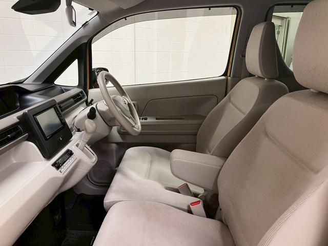 ディーラーならではの安心感、県内最大級２０レーンの自社指定サービス工場完備。熟練のサービススタッフが購入後も長いお付き合いをお客様のお車をサポート致します！【無料通話００７８－６０４２－７７３０】