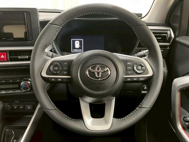 広々とした駐車場をご用意してお待ちしております。展示場には豊富な在庫をご用意。メーカー問わず比較していただけます。【無料通話００７８－６０４２－７７３０】