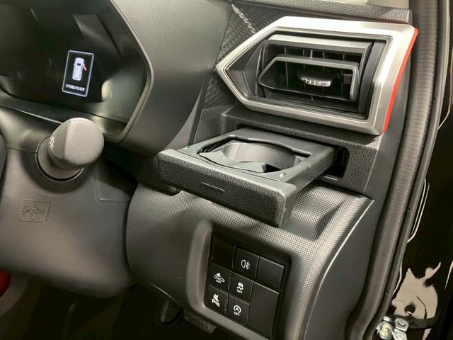 弊社は鈑金工場も併設！おくるまを綺麗な状態でカーライフも安心！ぶつけっちゃった！事故にあってしまった際も迅速対応が可能です！【無料通話００７８－６０４２－７７３０】