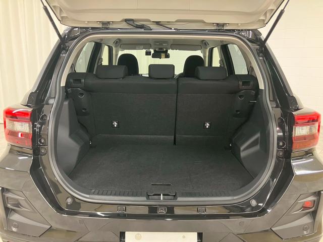 弊社は鈑金工場も併設！おくるまを綺麗な状態でカーライフも安心！ぶつけっちゃった！事故にあってしまった際も迅速対応が可能です！【無料通話００７８－６０４２－７７３０】