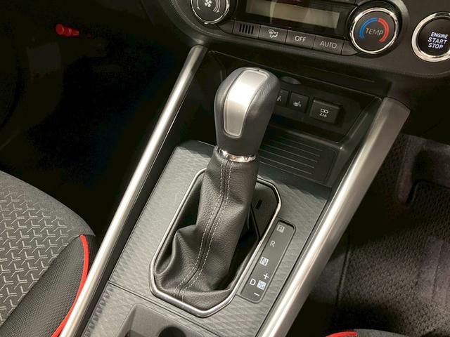 広々とした駐車場をご用意してお待ちしております。展示場には豊富な在庫をご用意。メーカー問わず比較していただけます。【無料通話００７８－６０４２－７７３０】