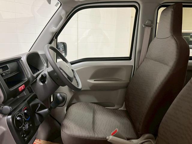 こちらのお車は熟練の担当者が一週間で約１０万台流通する本土のオークション会場より、品質を重視、厳選して仕入れた１台です。お問い合わせお待ちしております。【無料通話００７８－６０４２－７７３０】