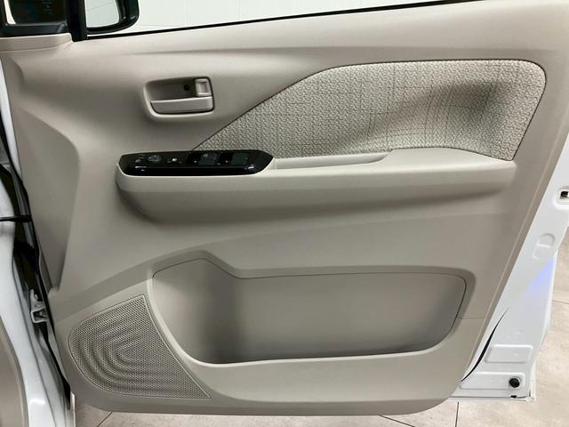 １２ヵ月走行距離無制限の三菱認定中古車保証！！全国の三菱正規ディーラーで受けられる保証有り♪内容詳細につきましては、店舗までお気軽にお問い合わせくださいませ【無料通話００７８－６０４２－７７３０】