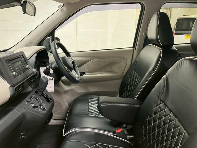 ディーラーならではの安心感、県内最大級２０レーンの自社指定サービス工場完備。熟練のサービススタッフが購入後も長いお付き合いをお客様のお車をサポート致します！【無料通話００７８－６０４２－７７３０】